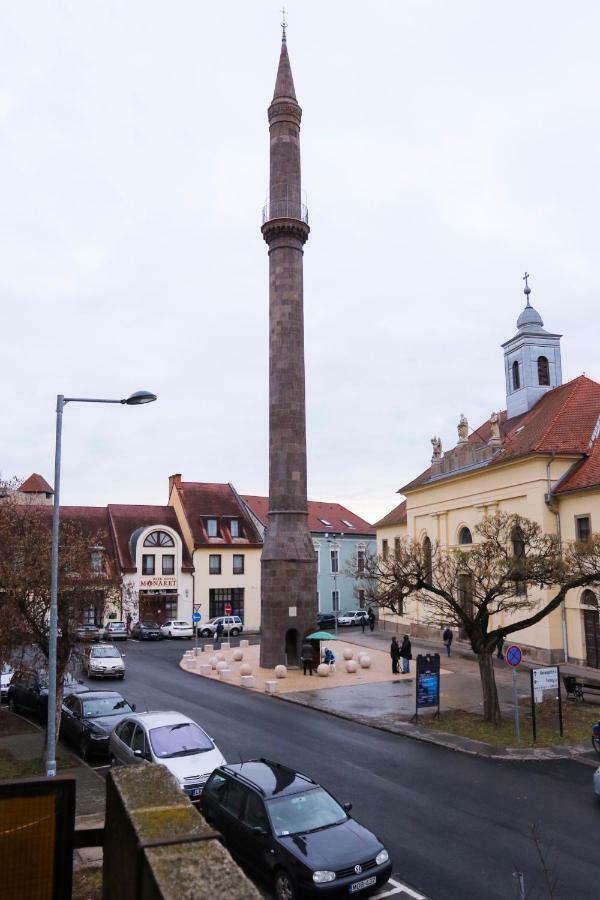 Palace Apartman - Minaret, Eğri Dış mekan fotoğraf